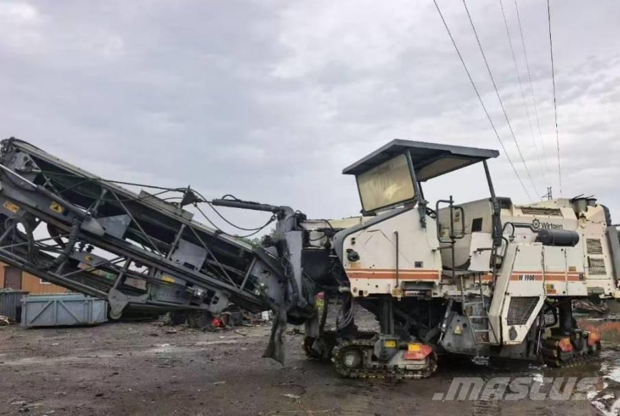 Wirtgen 1900DC Asphaltfräsen