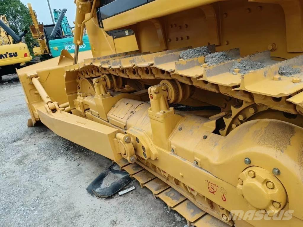 Shantui D22 Bulldozer