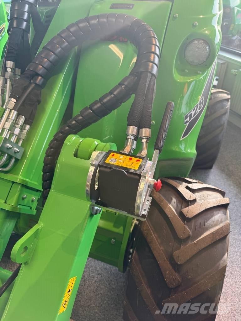 Avant 528 Kompaktlader