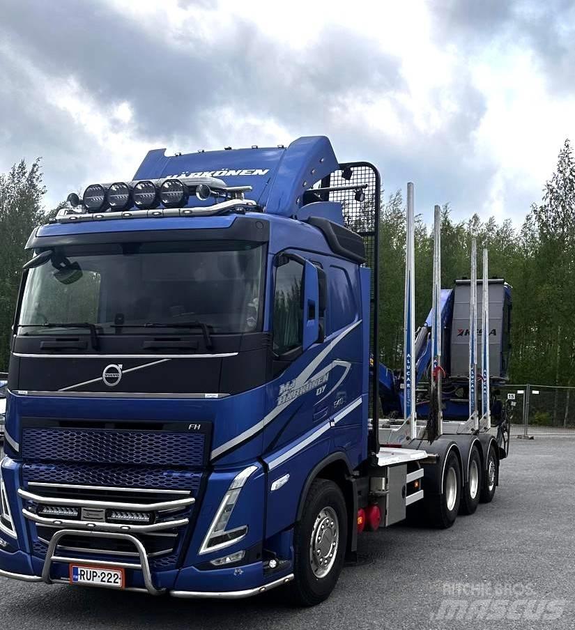 Volvo FH 12 Holzfahrzeuge