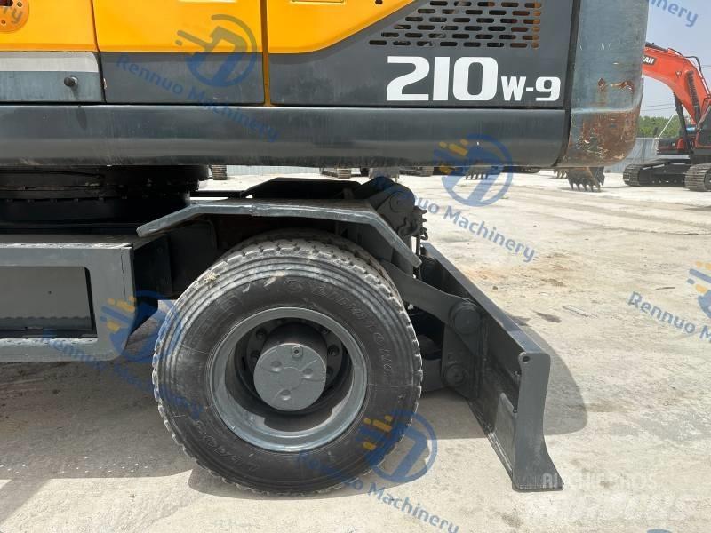 Hyundai R210W-9 Mobilbagger