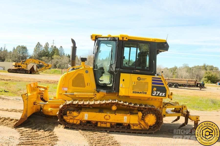 Komatsu D 37 EX Bulldozer