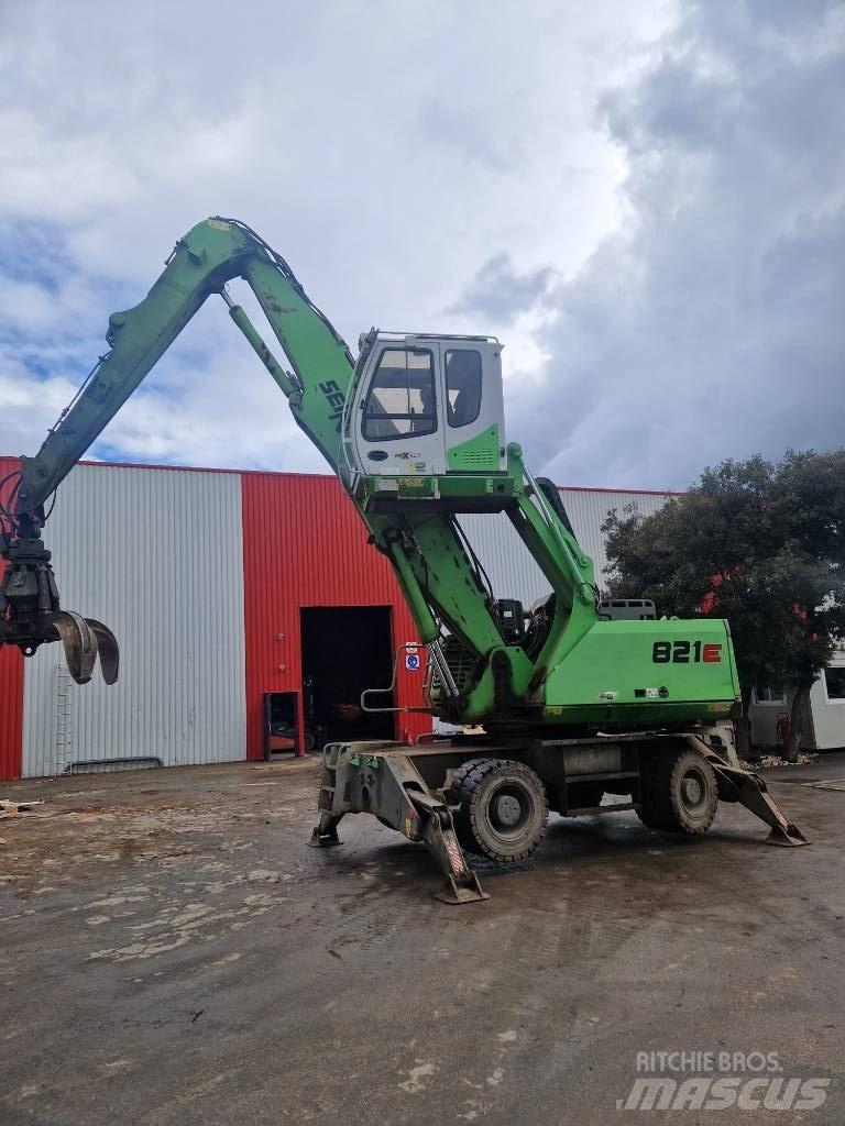 Sennebogen 821 E Mobilbagger
