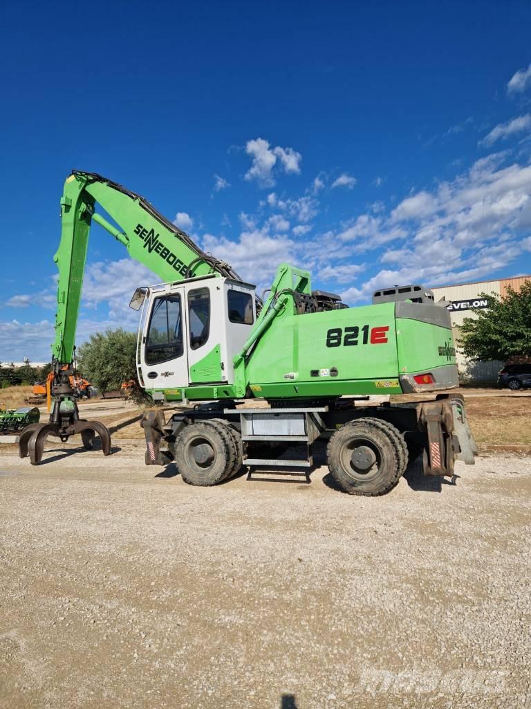 Sennebogen 821 E Mobilbagger