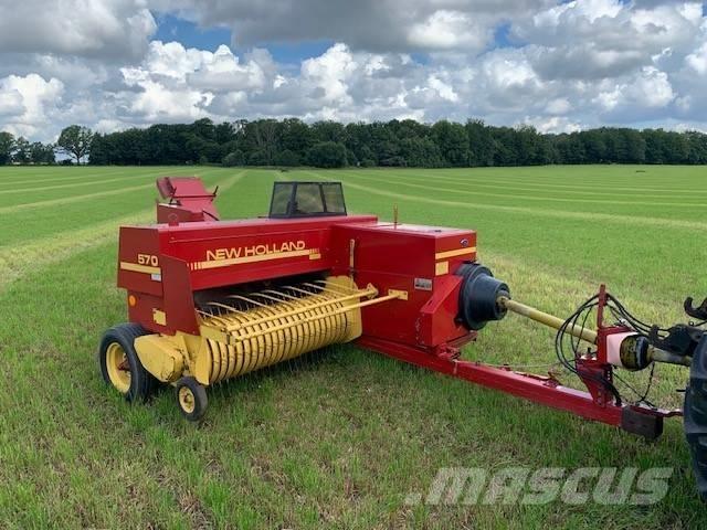 New Holland 570 Quaderpressen