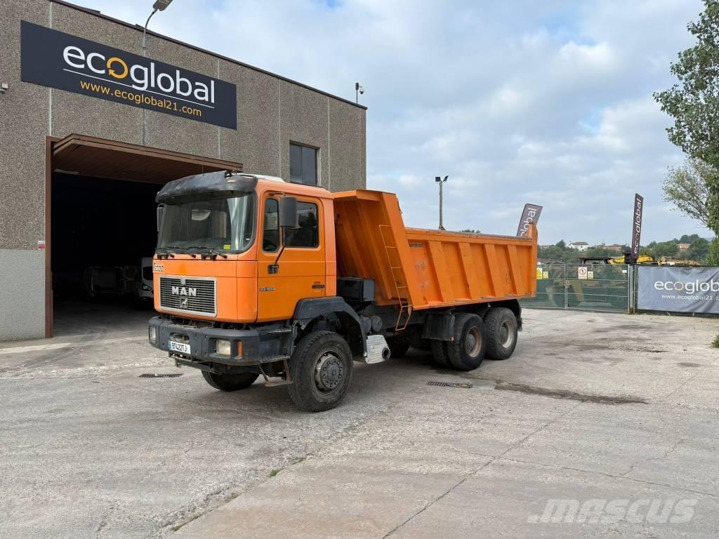 MAN 33.403 Kipper