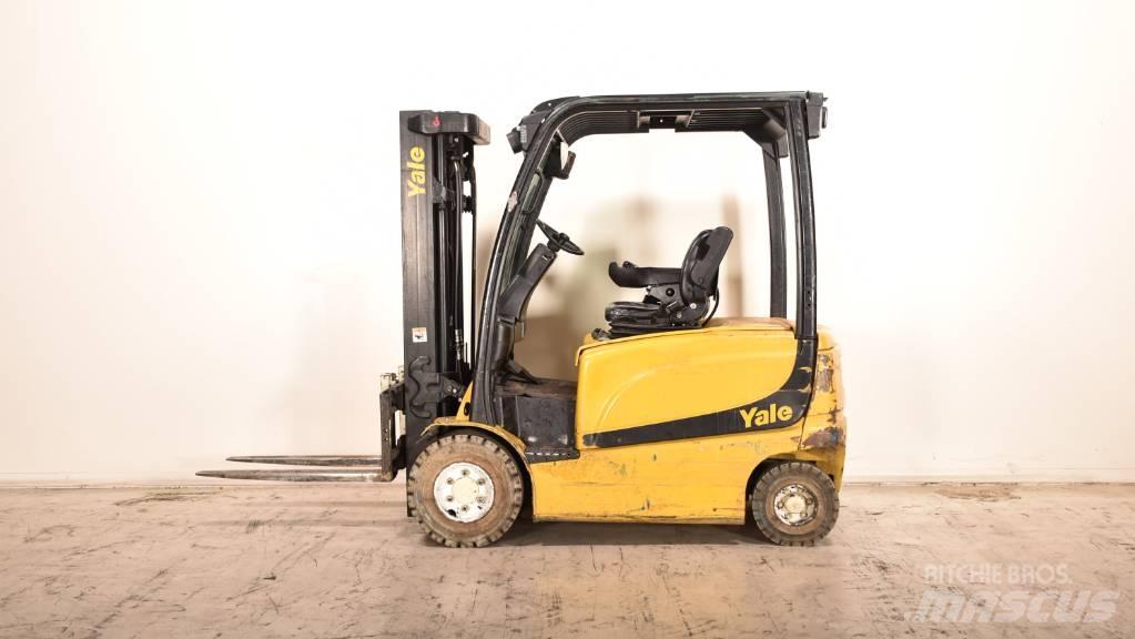 Yale ERP25VL Elektro Stapler