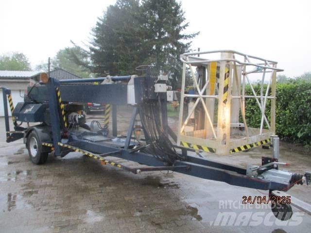 Denka-Lift DL 25 Teleskopbühnen