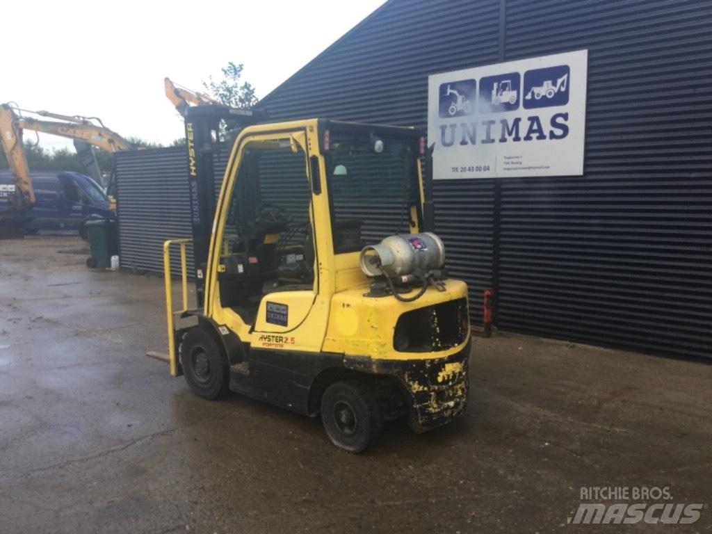 Hyster H 2.5 FT Gas Stapler