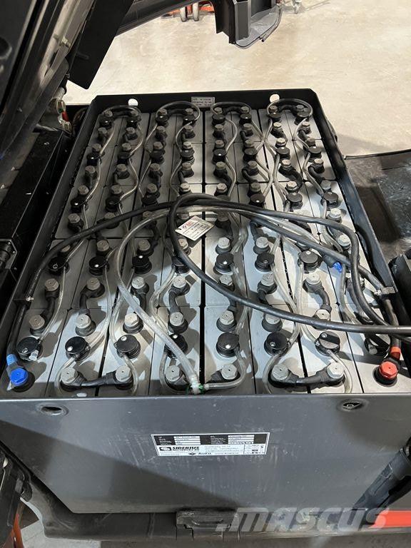 Linde E30-01 Elektro Stapler