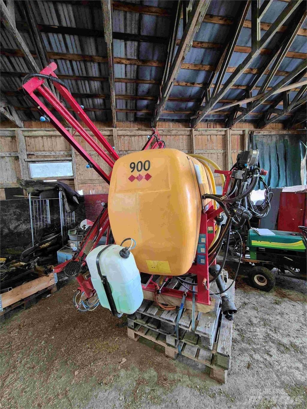 Junkkari 900L Anhängespritzen