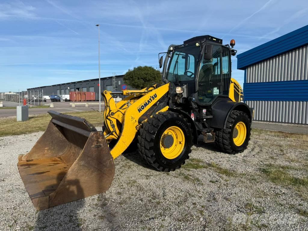 Komatsu WA100 M-7 Radlader