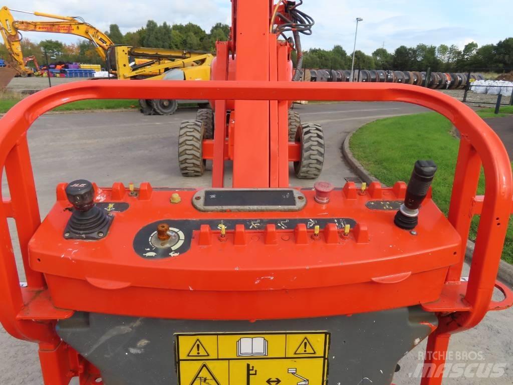 JLG 660 SJ Teleskopbühnen