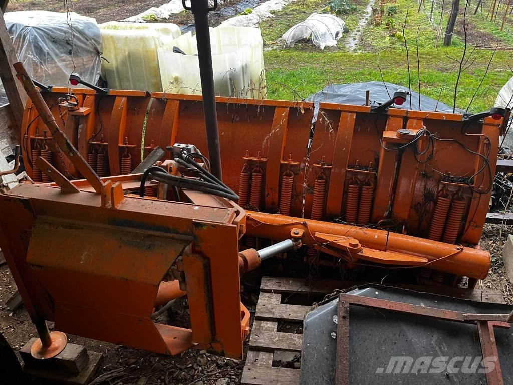  BOMBELLI LAMA 3 MT Schneeschilde und -pflüge