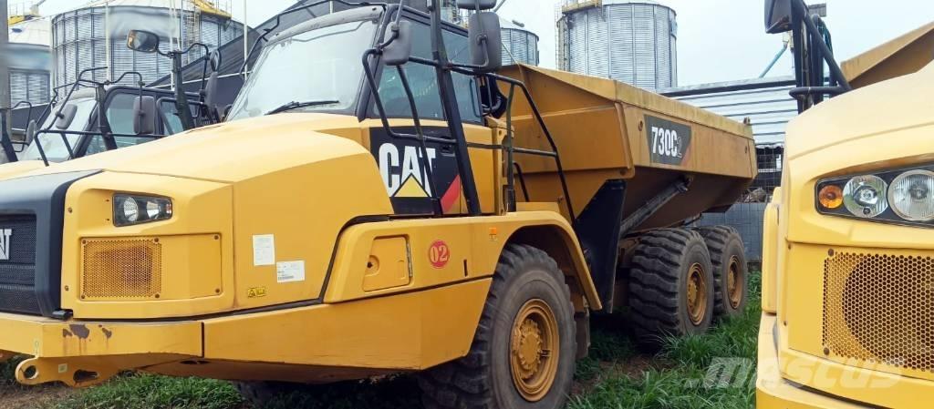 CAT 730 C 2 Dumper - Knickgelenk