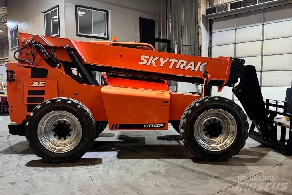 SkyTrak 6042 Teleskoplader