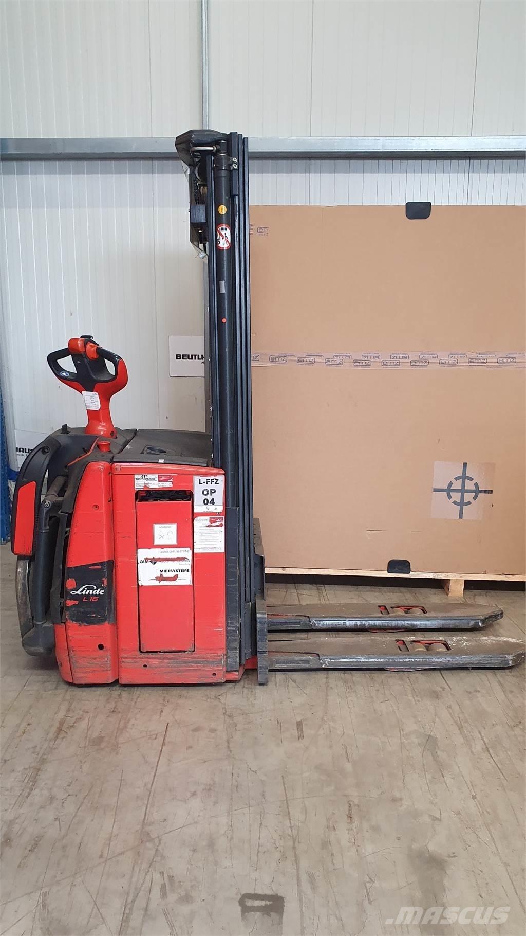 Linde L16AP Deichselstapler