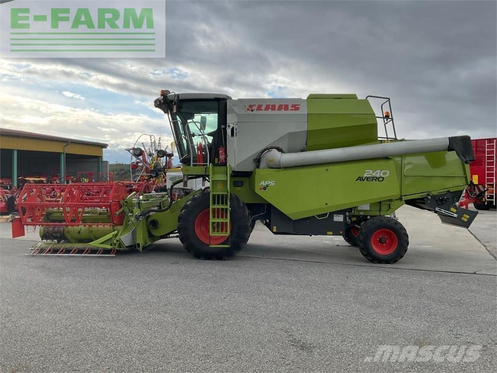 CLAAS AVERO 240 Mähdrescher