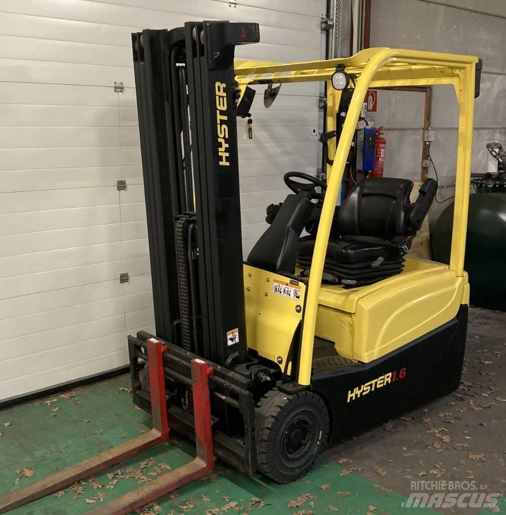Hyster J1.6XNTMWB-48 Elektro Stapler