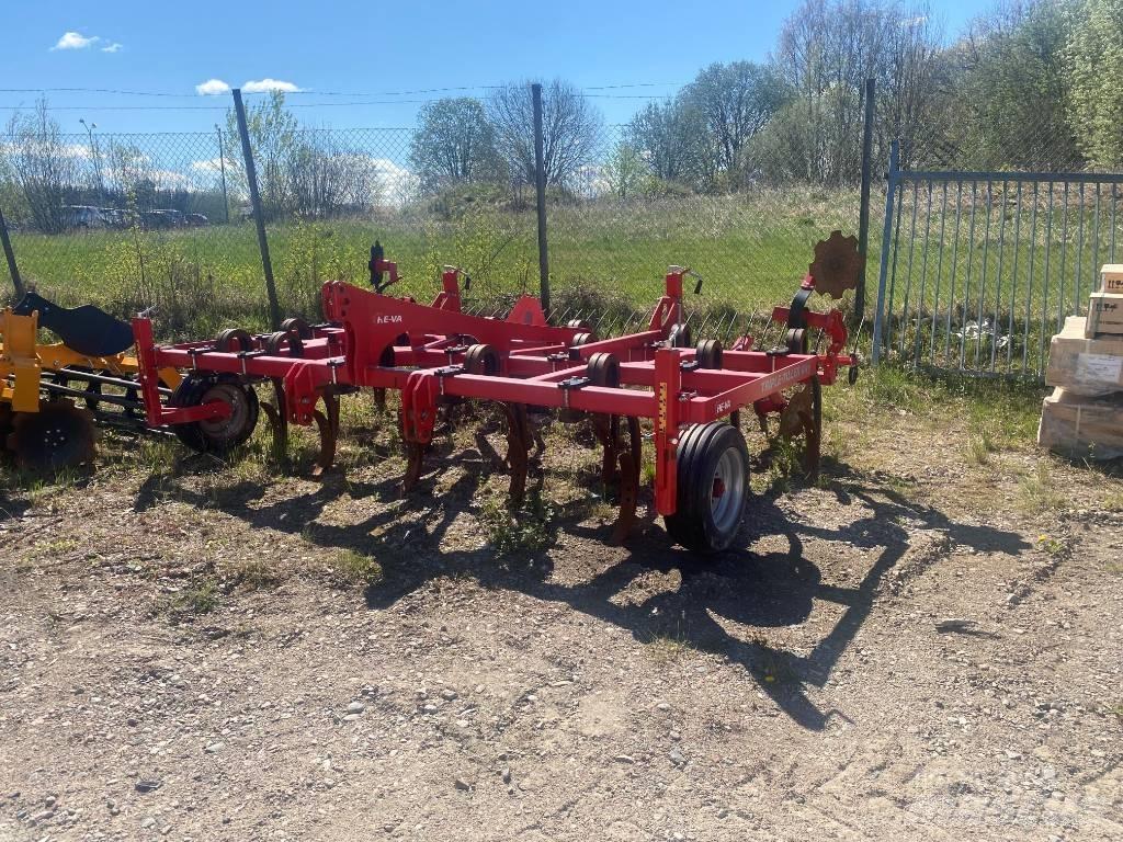 He-Va Tiller Grubber