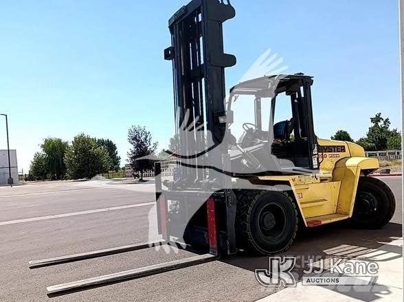 Hyster H190HD Diesel Stapler