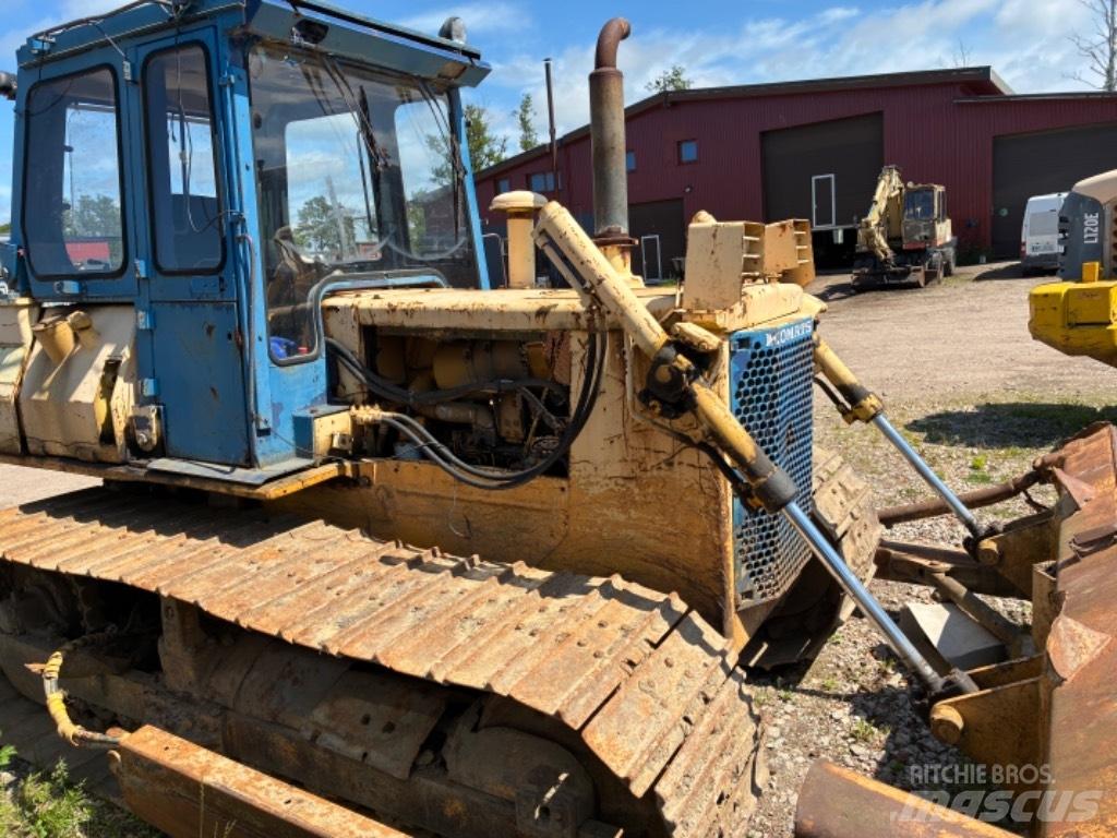 Komatsu D 41 P-3 Bulldozer