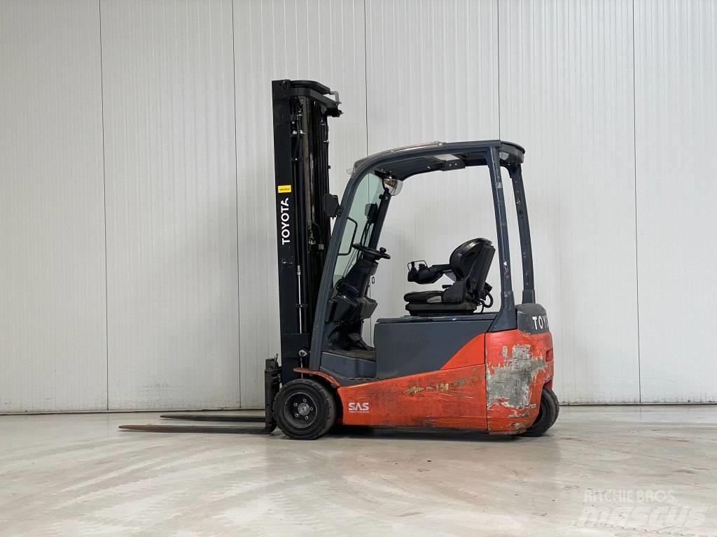 Toyota 8FBE20T Elektro Stapler