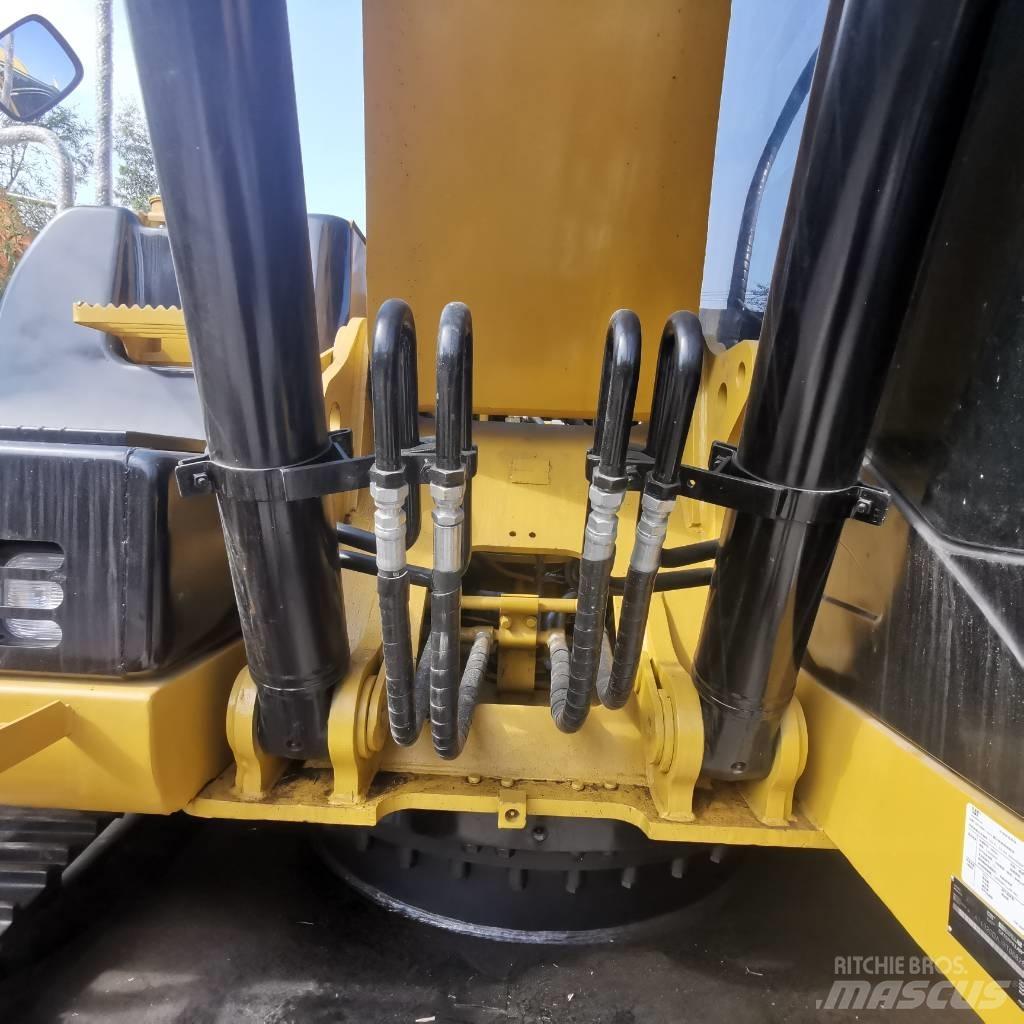 CAT 320 D Raupenbagger