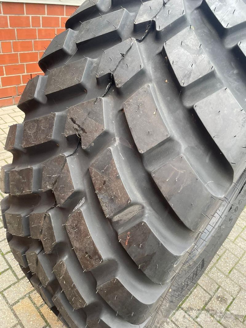 BKT 650/65R30,5 Reifen