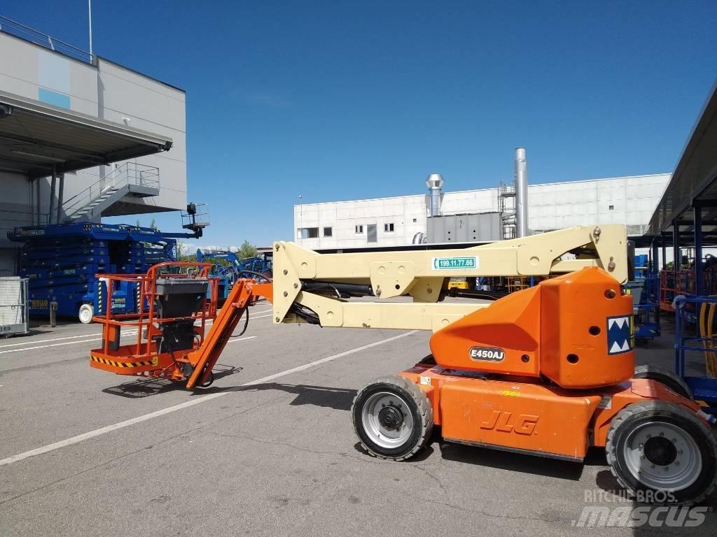 JLG E 450 AJ Gelenkteleskoparbeitsbühnen