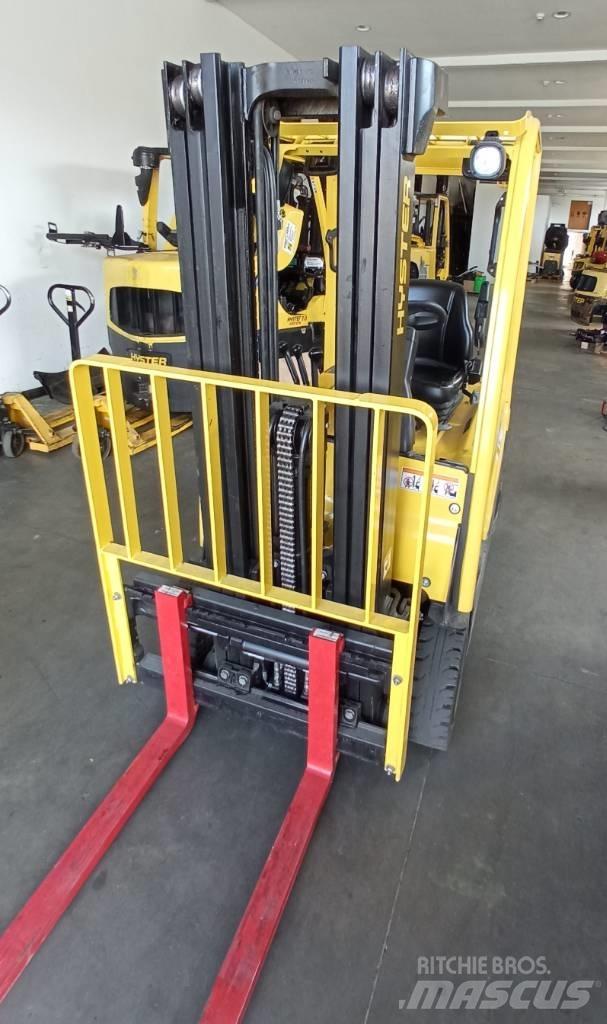 Hyster J1.6XN Elektro Stapler