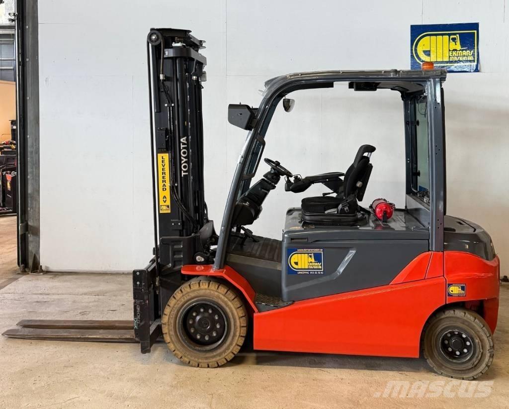 Toyota truck 8FBMT45 Elektro Stapler