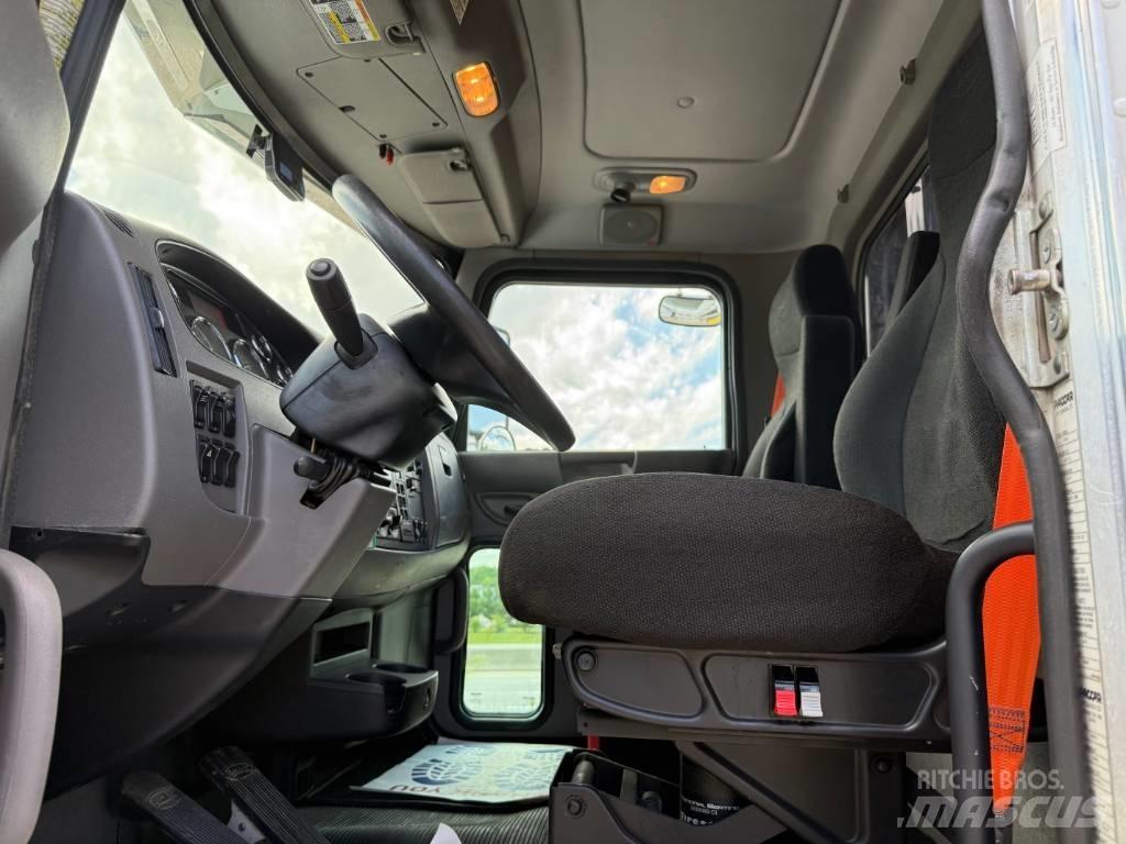 Peterbilt 348 Bergungsfahrzeuge