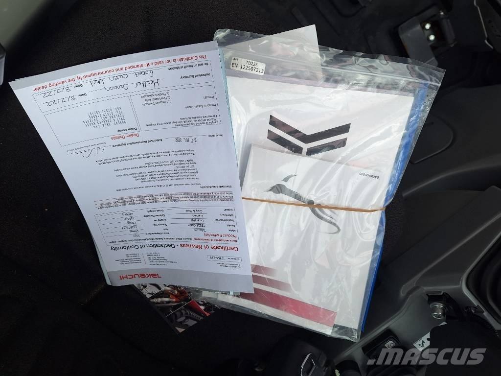 Takeuchi TB 225 Minibagger < 7t