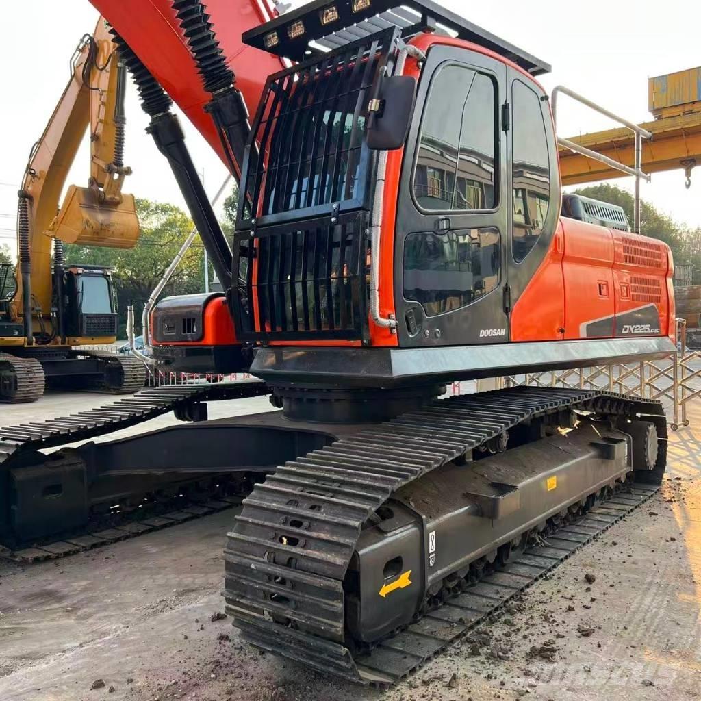 Doosan DX225LC-9C Midibagger  7t - 12t