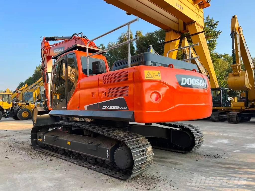 Doosan DX225LC-9C Midibagger  7t - 12t