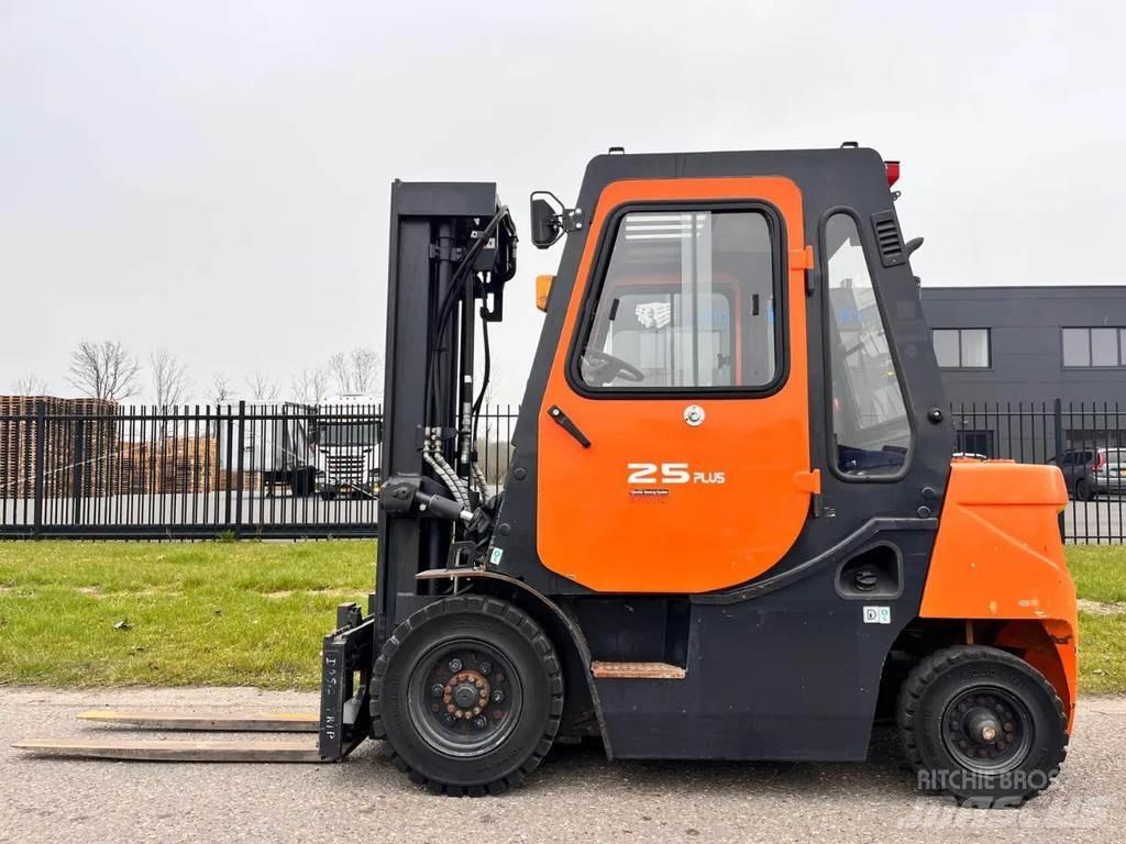 Doosan D25G PLUS Andere Gabelstapler