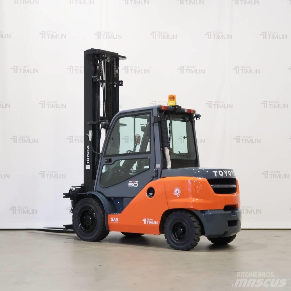 Toyota 40-8FD50N Diesel Stapler