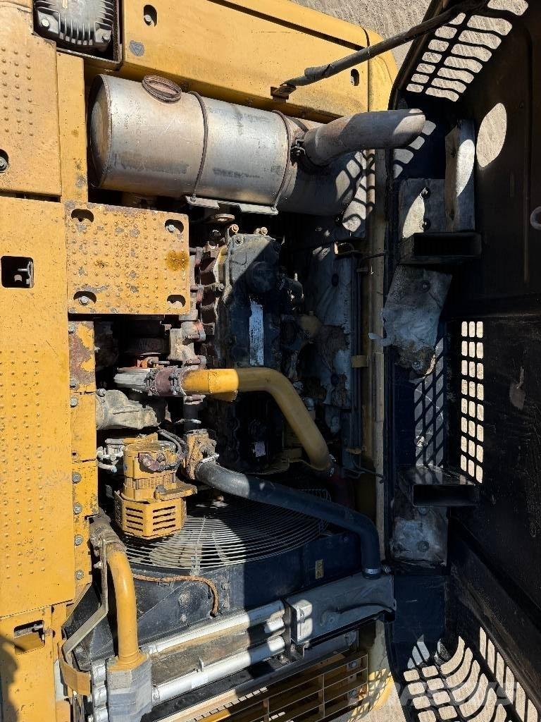 CAT 324 D Raupenbagger