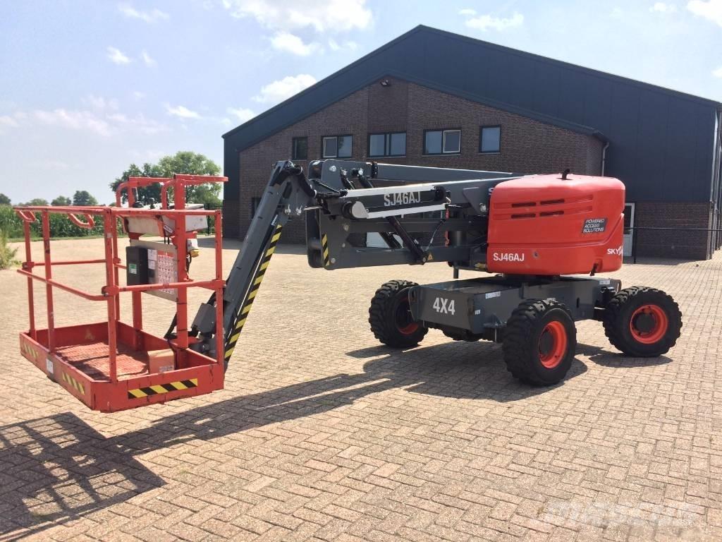 SkyJack SJ 46 AJ Gelenkteleskoparbeitsbühnen