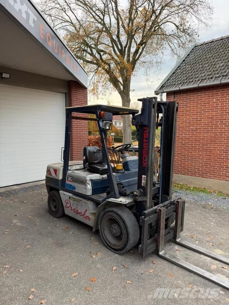 Komatsu FD30T-11E Diesel Stapler