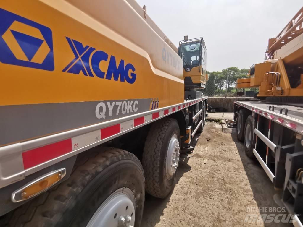 Xcentric QY70KC All-Terrain-Krane