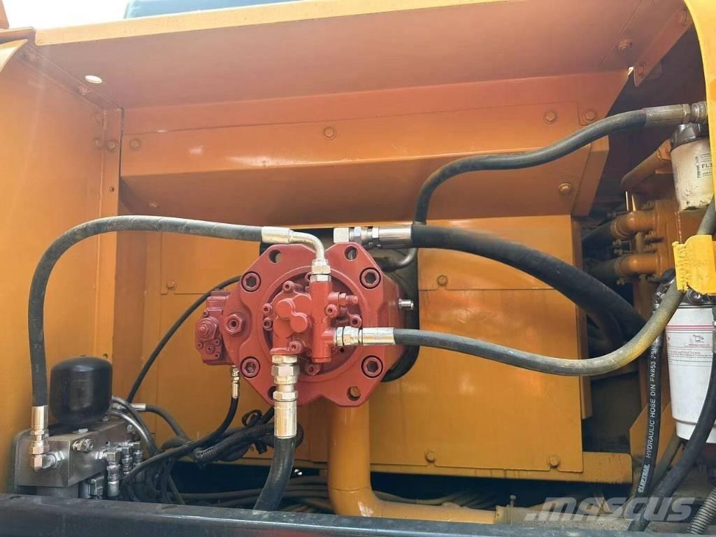 Hyundai 305 LC-9T Raupenbagger