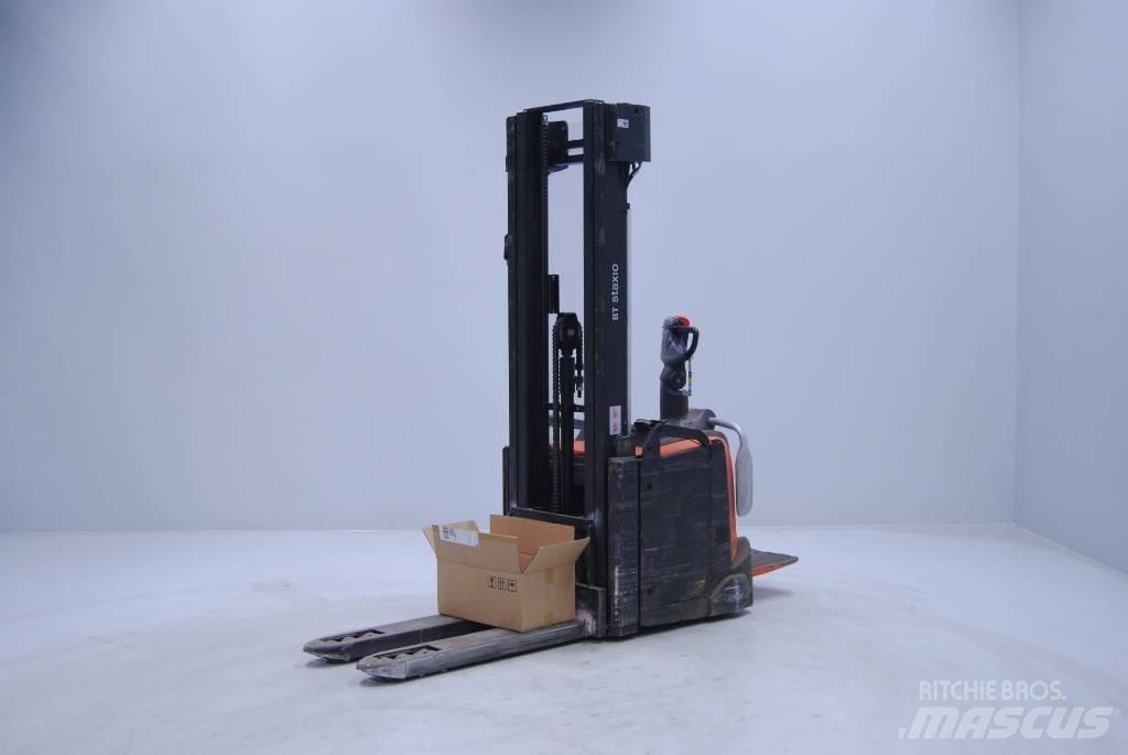 Toyota SPE140L Deichselstapler