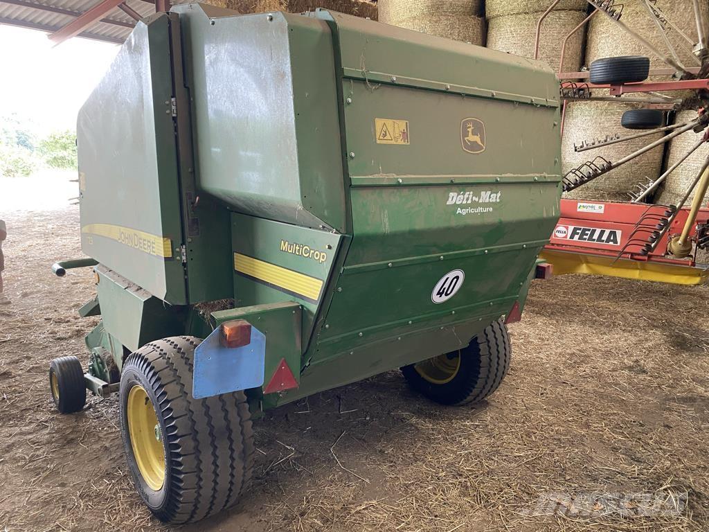 John Deere 623 Rundballenpressen