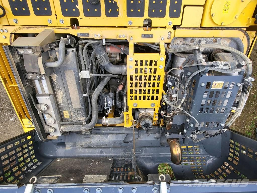 Komatsu PC240NLC-11 Raupenbagger