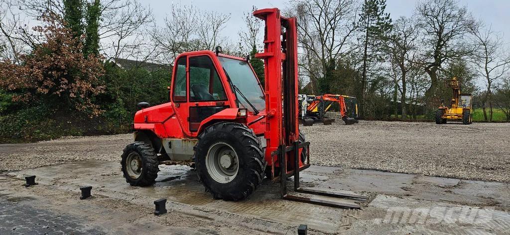 Manitou M26-4 t Geländestapler