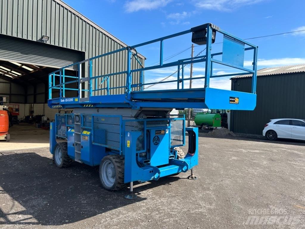 Genie GS 5390 RT Scheren-Arbeitsbühnen