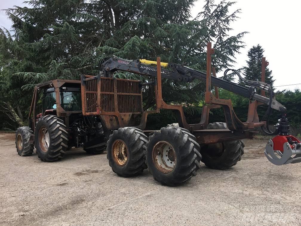 CASE MX 135 Forsttraktoren