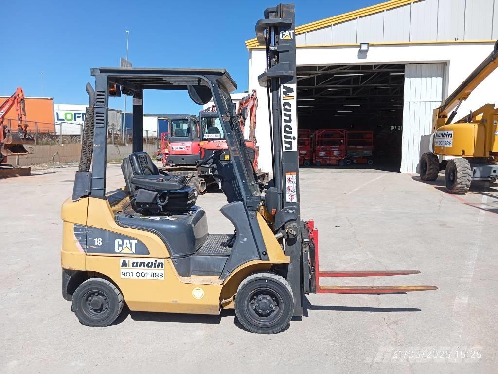 CAT DP 18 N Diesel Stapler
